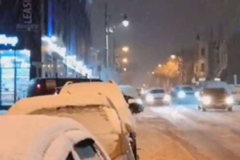 ABD'de yılın ilk karı yağdı...  1 metreye ulaştı!