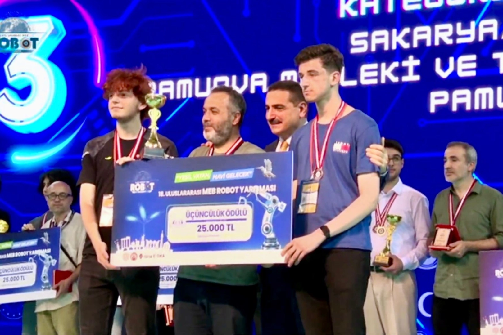 Sakarya&rsquo;ya robotik alanda T&uuml;rkiye derecesi
