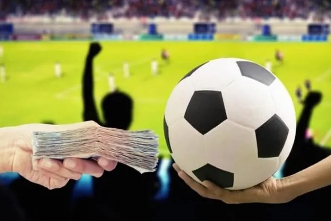 Yasa dışı bahiste bir kul&uuml;be el konuldu: 10 g&ouml;zaltı