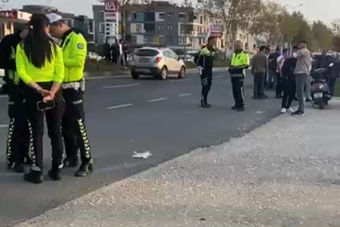 Düzce'de otobüs durağında feci kaza