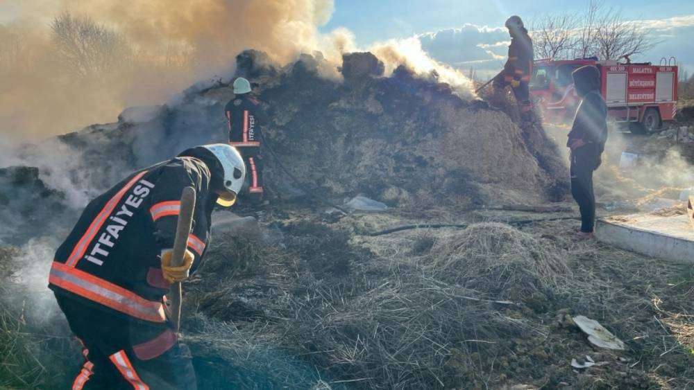 Saman yangına faciaya dönüşmeden önlendi 