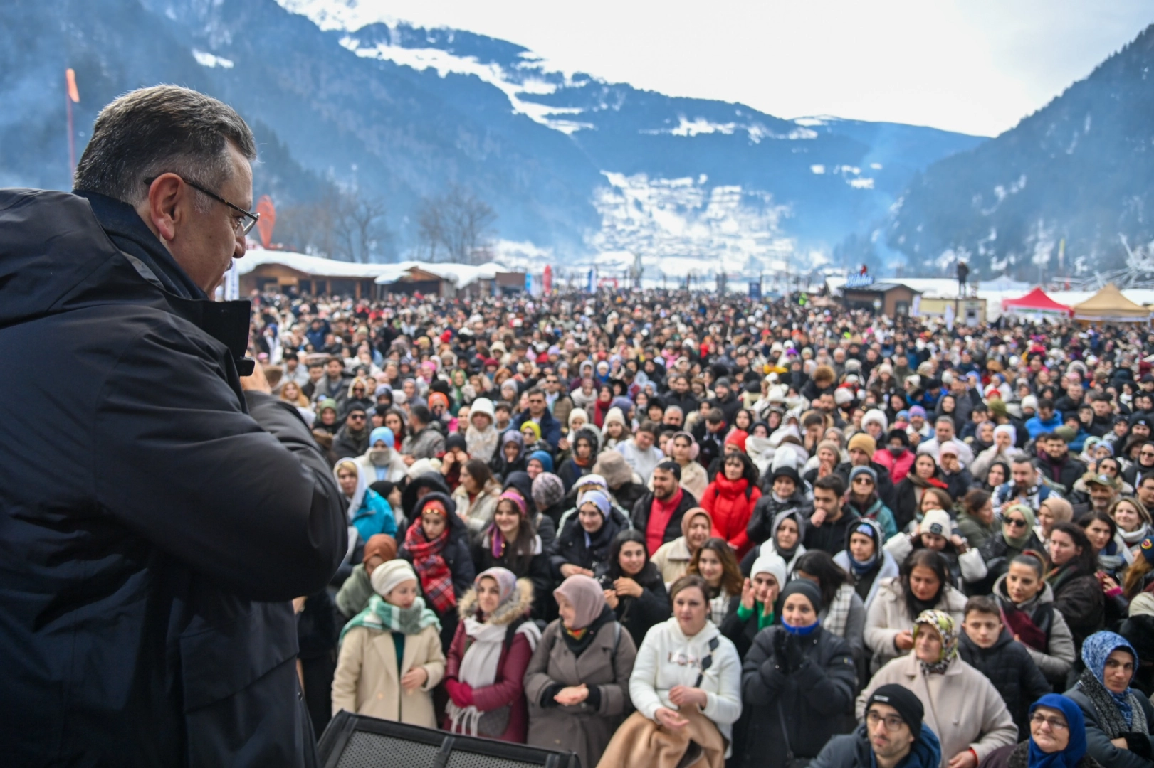 Trabzon'da Başkan Gen&ccedil;&rsquo;ten Uzung&ouml;l teşekk&uuml;r&uuml;