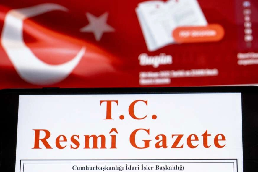 Kamu personeli, istihdam ve sosyal g&uuml;venlikte kapsamlı değişiklikler 'Resmi'leşti