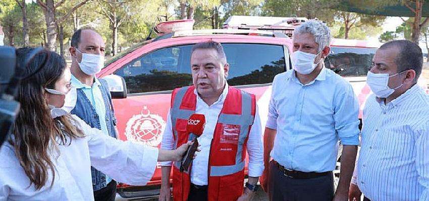 Başkan B&ouml;cek yangın b&ouml;lgesinde