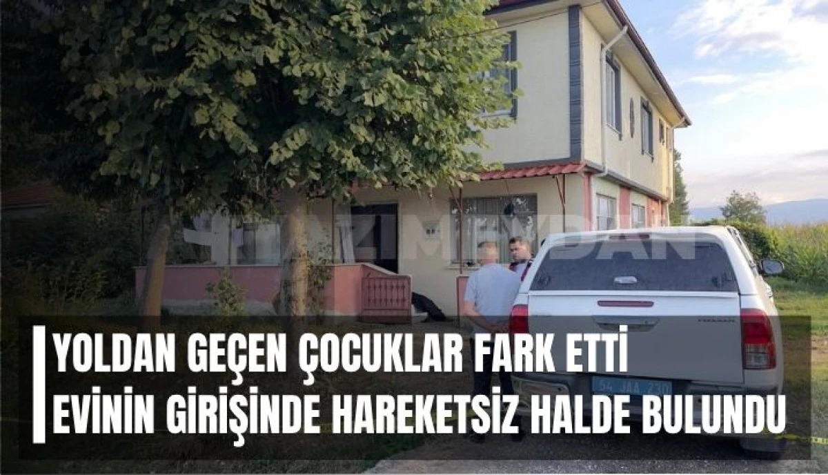 Akyazı D&uuml;zyazı&rsquo;da Ş&uuml;pheli &Ouml;l&uuml;m 55 Yaşındaki Adam Balkonda &Ouml;l&uuml; Bulundu
