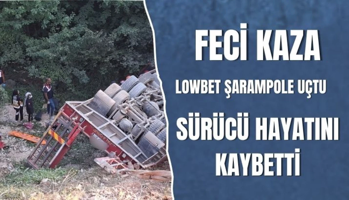 Akyazı Reşadiye&rsquo;de Feci Kaza: Şarampole Devrilen Tırın S&uuml;r&uuml;c&uuml;s&uuml; Hayatını Kaybetti