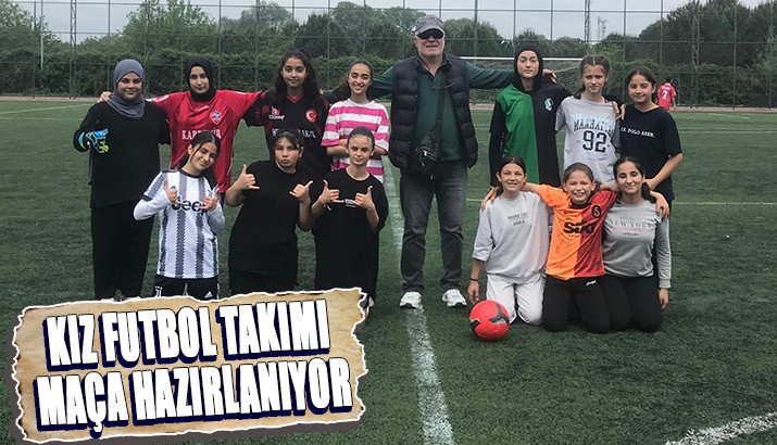 Akyazı’da Ortaokul Öğrencilerinden Kız Futbol Takımı