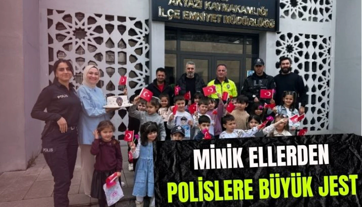 Miniklerden Polislere Sevgi Dolu Ziyaret